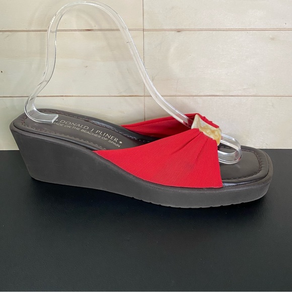Donald Pliner Vintage Sandals Women's Size 9 Shoes Brown Red Fabric Wedge Slides - Picture 1 of 11